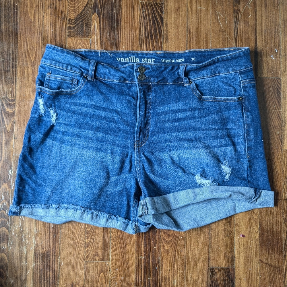 Mid rise Denim Shorts